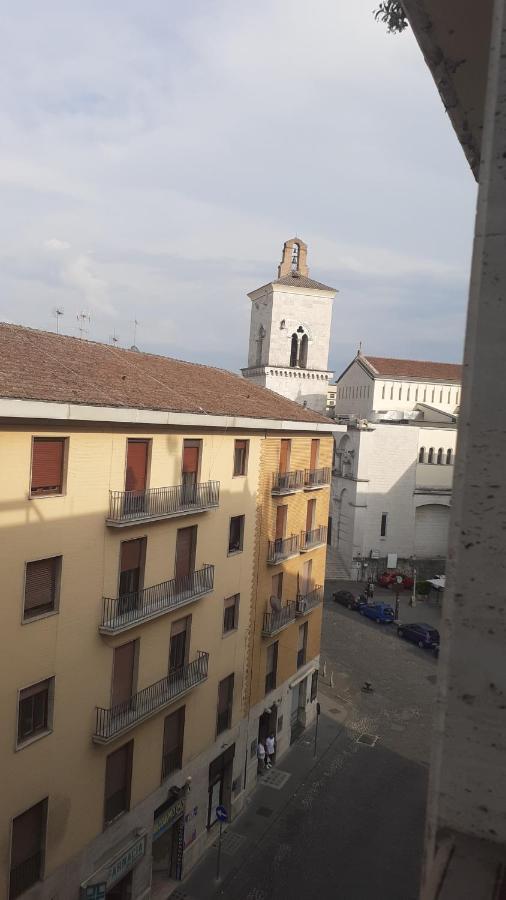 B&B 30 Mt Dal Duomo Benevento Exteriör bild