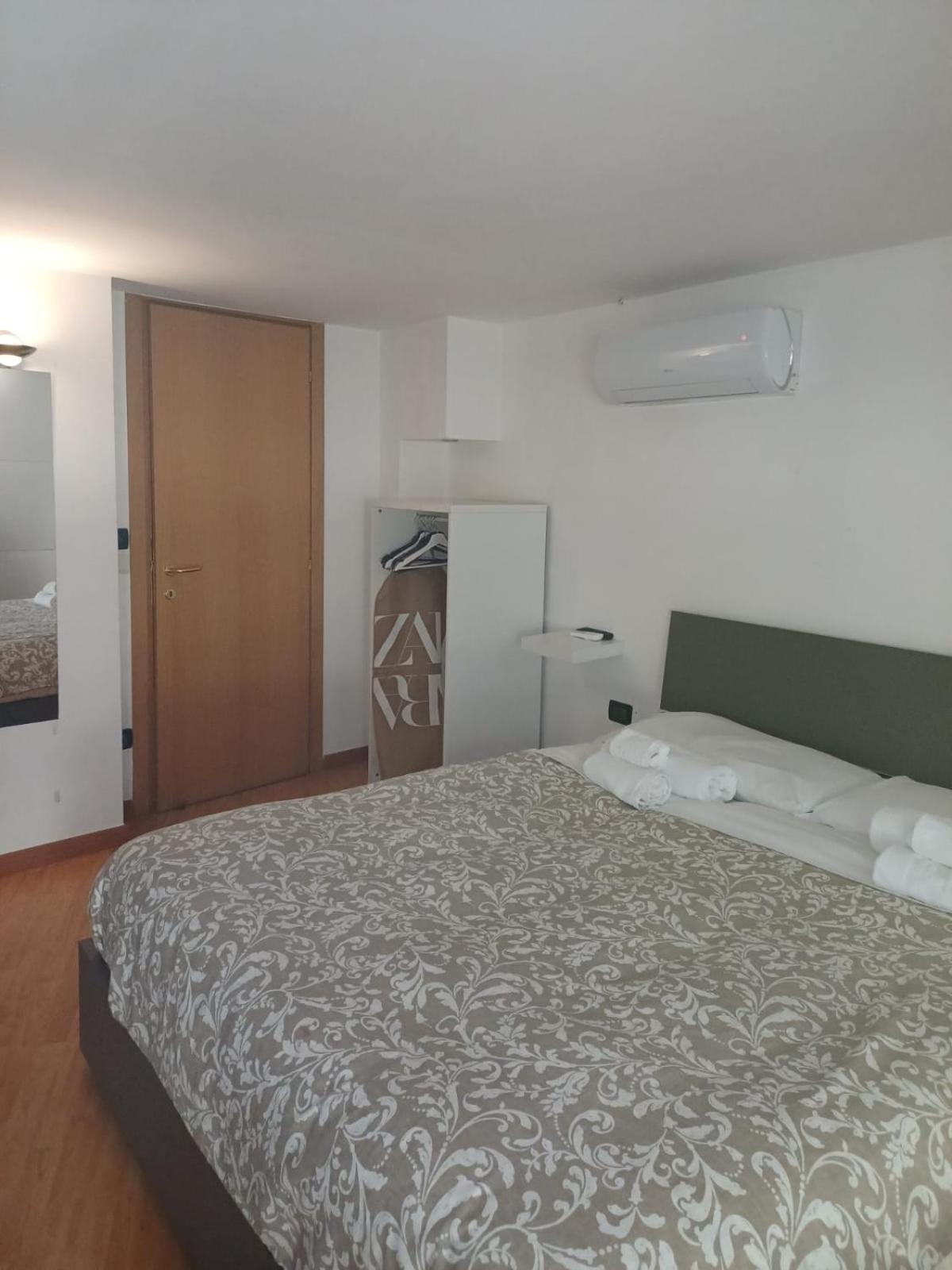 B&B 30 Mt Dal Duomo Benevento Exteriör bild